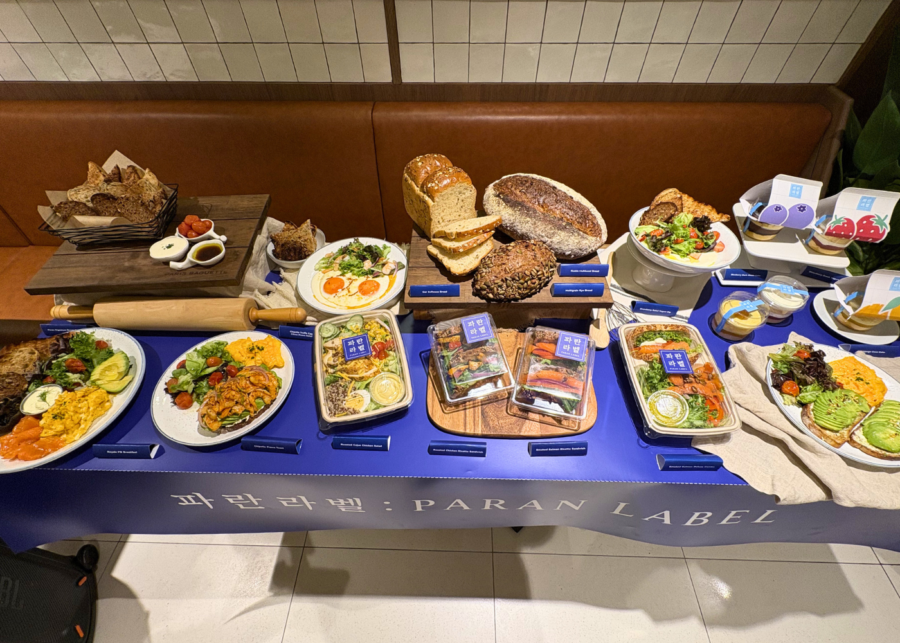 Paran Label's food spread at Paris Baguette
