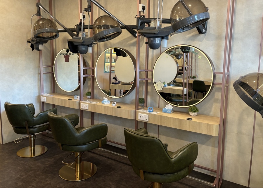 Bee Choo Origin scalp treatment review - Bukit Merah outlet salon interior