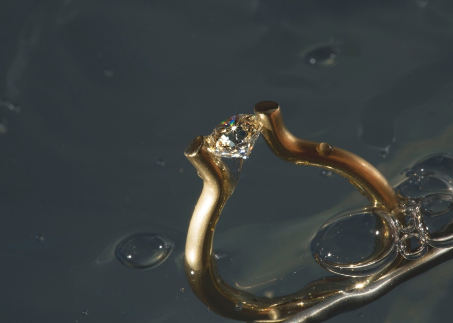 Best diamond shops in Singapore - Niessing Spannring