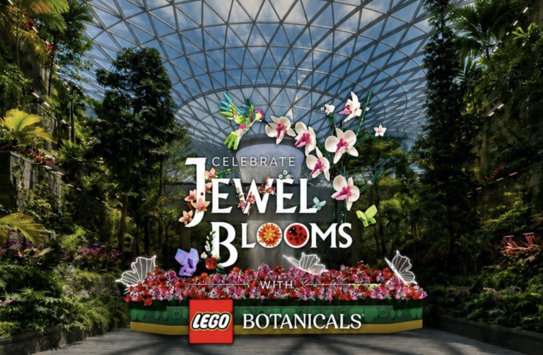 Celebrate Jewel Blooms with LEGO Botanicals