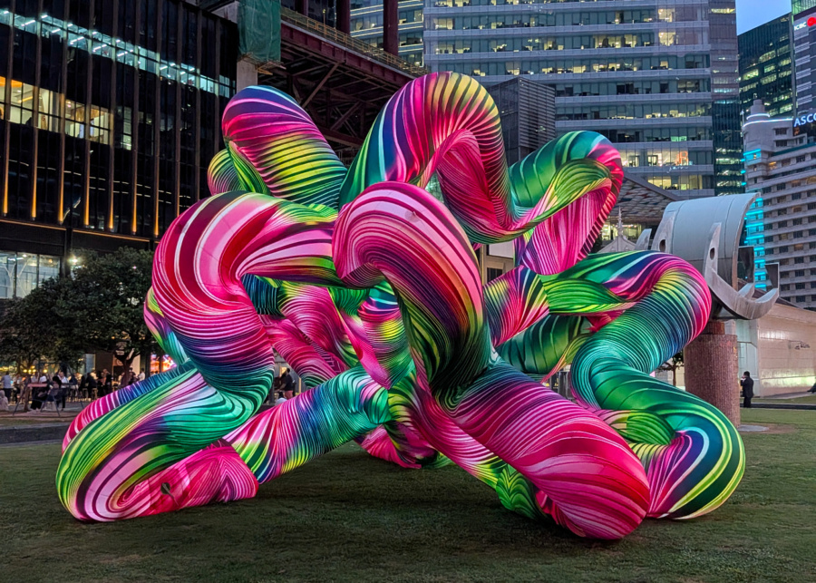 Arch Flower by Cyril Lancelin | iLight Singapore 2026