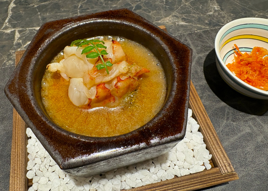 Jiin Omakase's hot pot with Japanese spiny lobster, sakura ebi, and rice