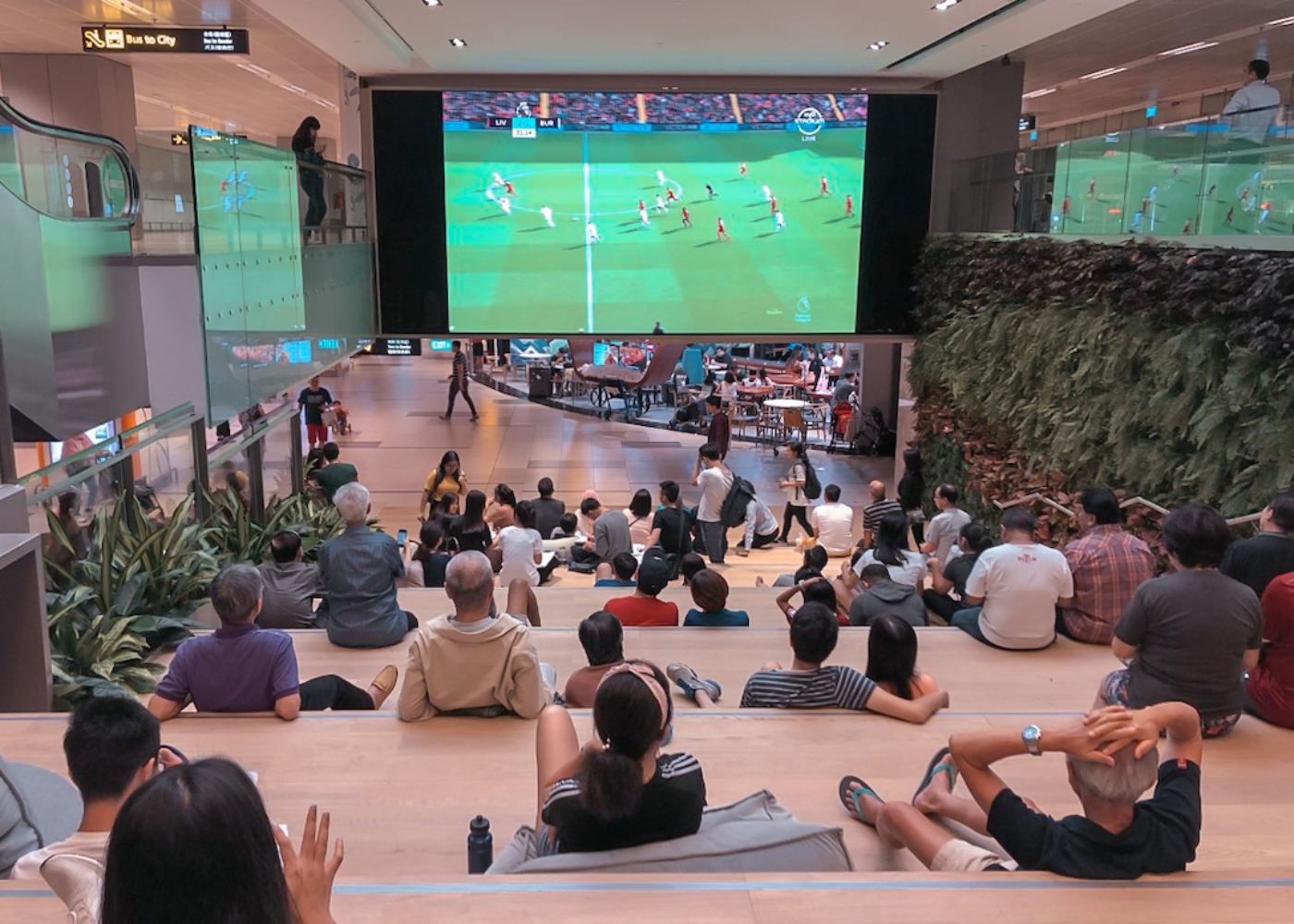 Where to watch the FIFA World Cup 2026 in Singapore: Free spots and bars with huge screens