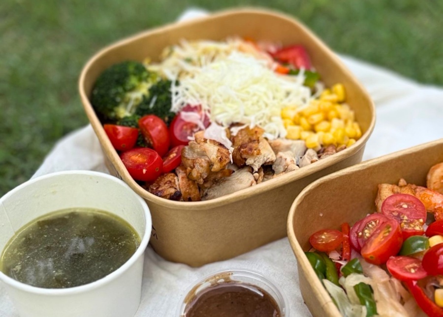 One Raffles Place pick-me-up food deals - Urban Mix salad bowls