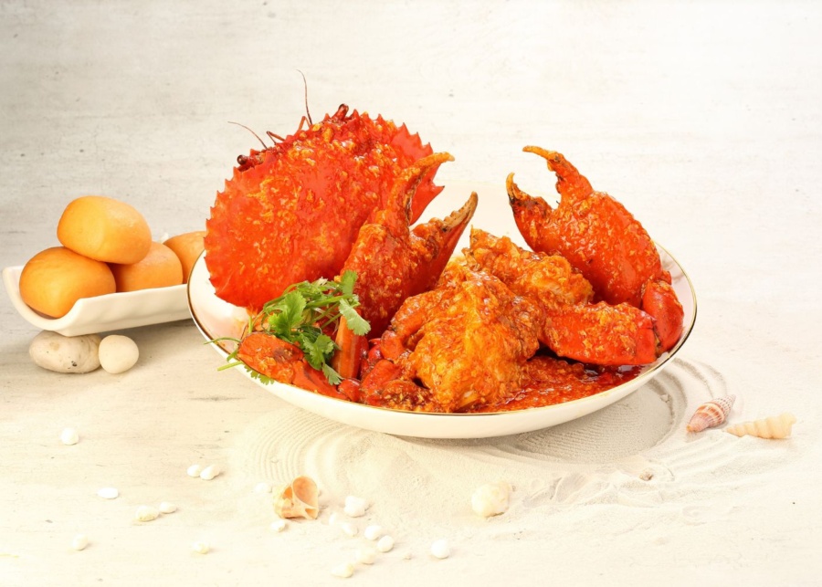 One-for-one deals July 2026 in Singapore - TungLok Seafood - TungLok chilli crab with deep-fried man tou