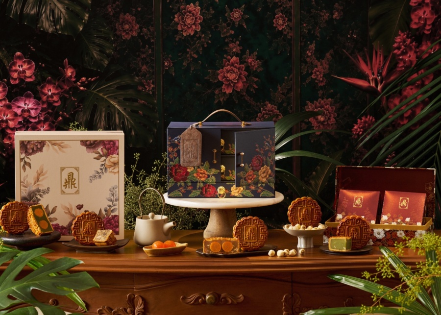 Best mooncakes in Singapore for Mid-Autumn 2026 - Ding Mooncake