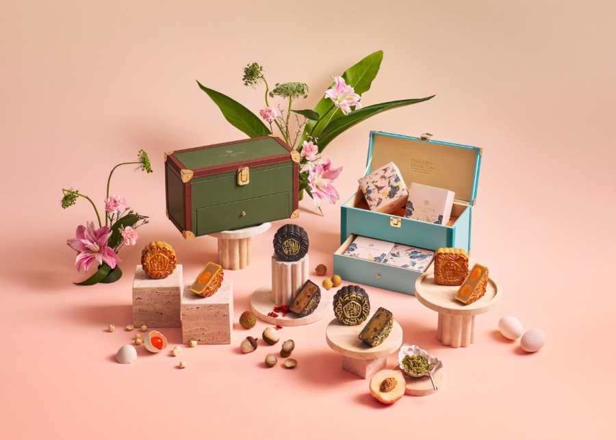 Best mooncakes in Singapore for Mid-Autumn Festival 2026 - Peach Blossoms Delightful Four Collection in Ethereal Chest