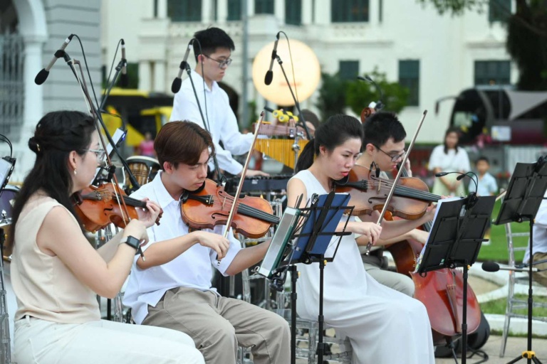 ArtsEverywhere@SBG: The Garden Sessions with The Purple Symphony