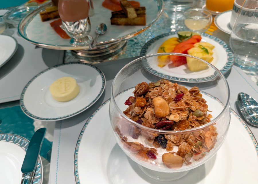 Granola with organic yoghurt and acacia honey | Blue Box Cafe Tiffany & Co Singapore