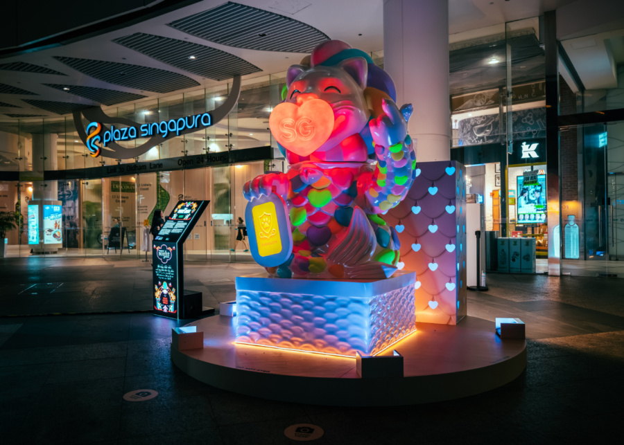 The Blooming Hearts Fortune Merlion at Plaza Singapura | Singapore Night Festival 2026