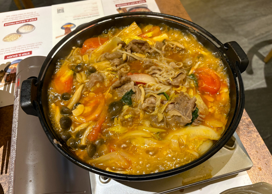 Tomato broth sukiyaki | Sukiyakijin Singapore Shaw Centre