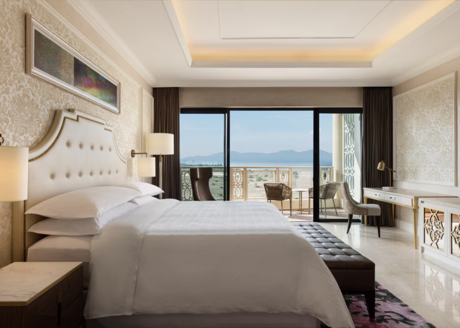 Sheraton-Danang-Vietnam-room