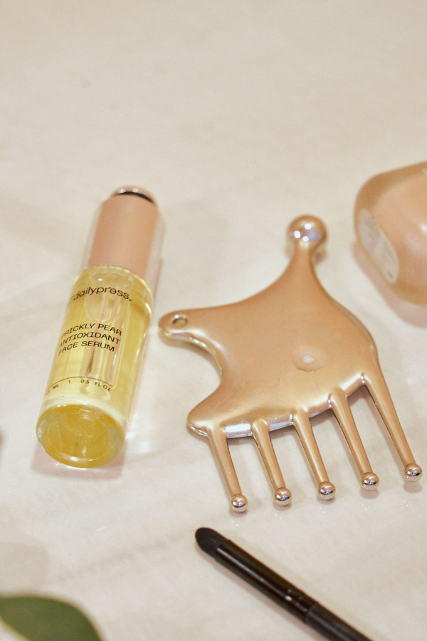 Press & Release – A Midweek Tension-Release Yoga + Gua Sha Workshop
