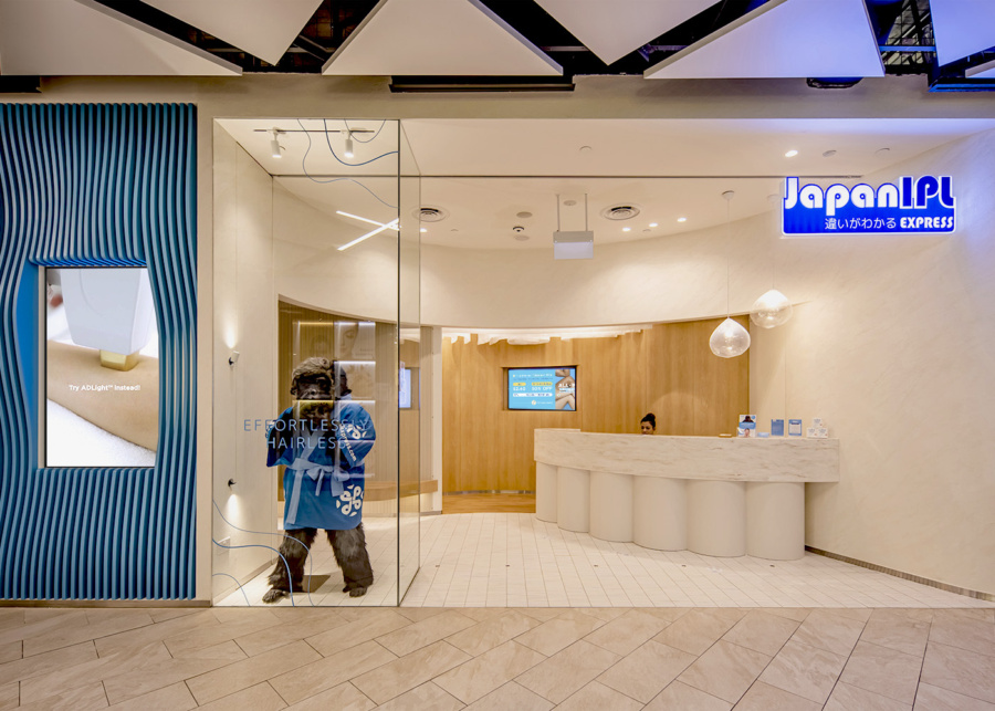 Japan IPL ADLight - Outlet entrance