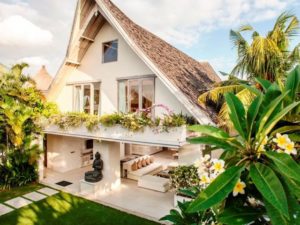 NEW Bali retreat deal:  Soothe the soul, surf, stretch and massage the world away