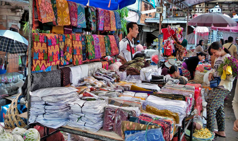 Visit a traditional local market - one of the best Things To Do in Bali Indonesia