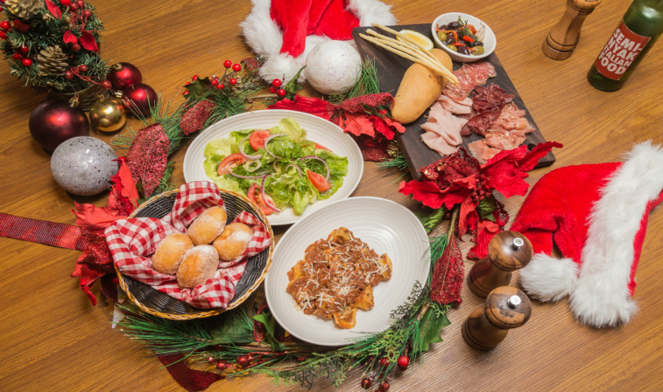 Come and Celebrate Christmas Day with a Festive Lunch at this Stylish Seminyak Hotel