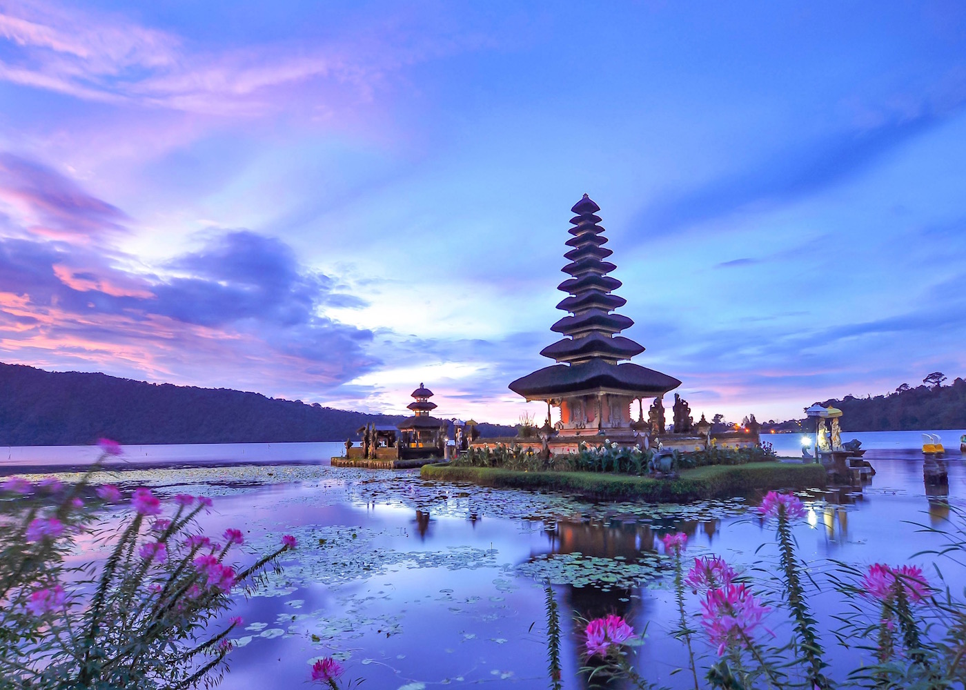 Ulun Beratan temple at sunset in Bedugul, Bali, indonesia