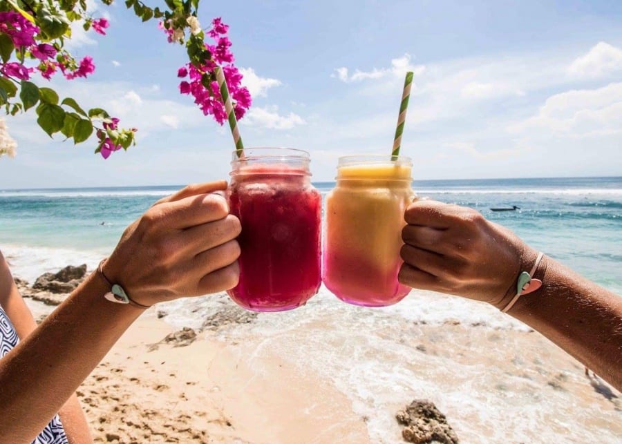 45 Restoran & cafe di Uluwatu: Tempat makan enak di dekat tebing & pantai di daerah selatan Bali