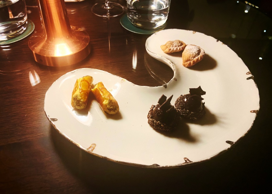 Aperitif's dessert platter was served at Pinstripe Bar at Viceroy Bali