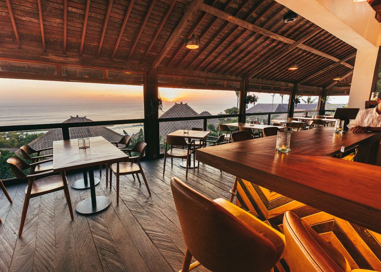 43 Restoran & cafe di Uluwatu Bali yang paling enak Bali