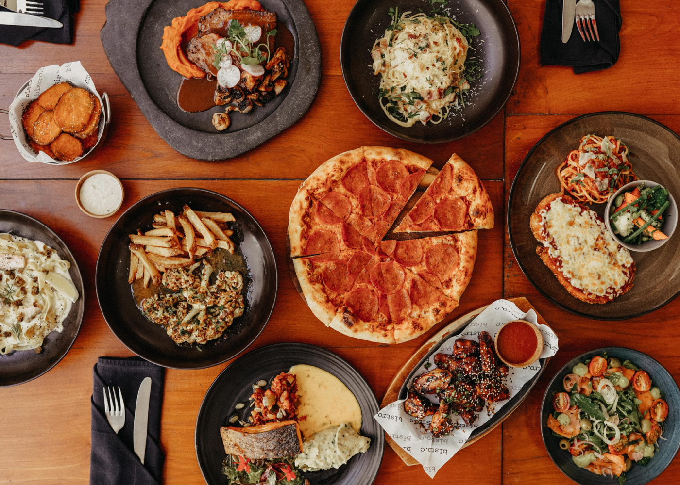 The best family friendly restaurants in Canggu, Bali, Indonesia - where to eat with kids menus and playgrounds