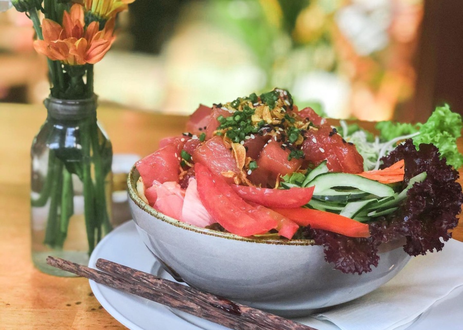 Moana Fish Eatery is a seafood restaurant in Canggu, with some of the best poke bowls in Bali