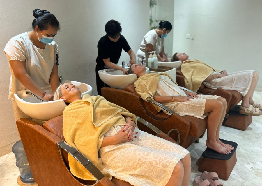 Hair spa treatment at Spring Spa in Uluwatu, Bali, Indonesia