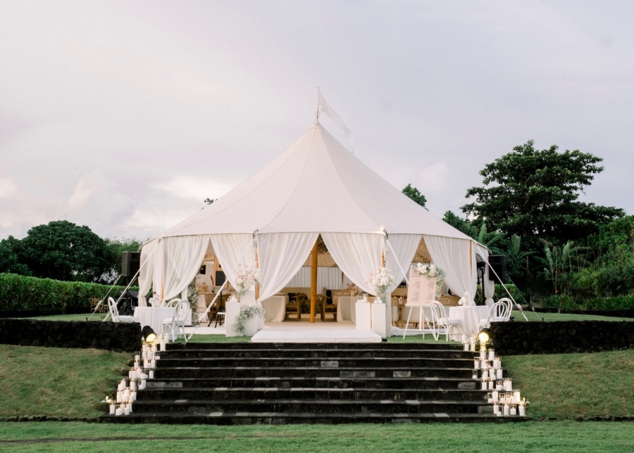 The luxury tent for rent by A Tent In Bali for outdoor weddings in Bali Indonesia