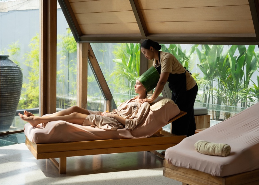 Banana Leaves Wrap treatment at Ameline Beauty & Spa in Canggu, Bali, Indonesia