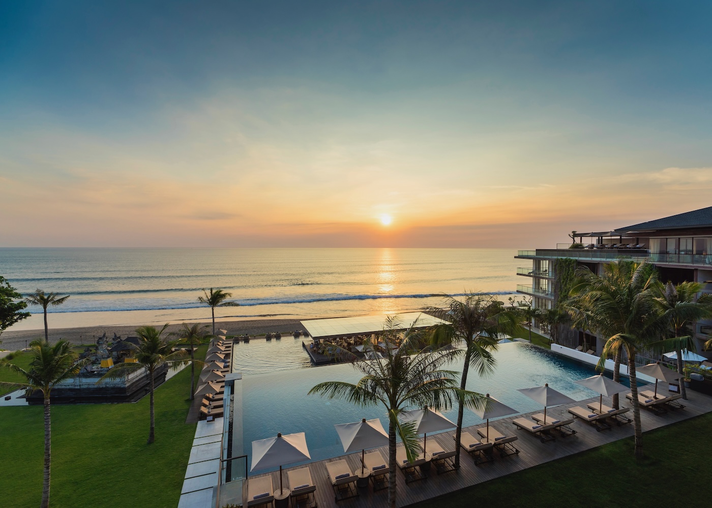 19 best sunset bars in Bali for a golden hour that REALLY glows