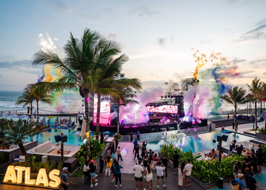 Atlas Beach Club terbaik di Bali - Pantai Berawa, Canggu