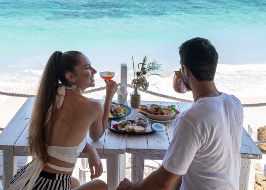 Karma Beach Club terbaik di Bali Selatan - Ungasan