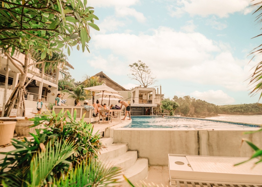 Mazu Beach Club di Uluwatu Bali - pantai Balangan