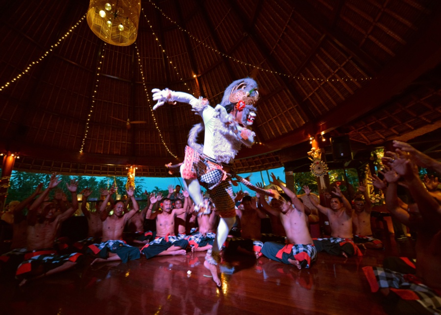 New Years Eve Party 2025 at CasCades Restaurant Viceroy Bali