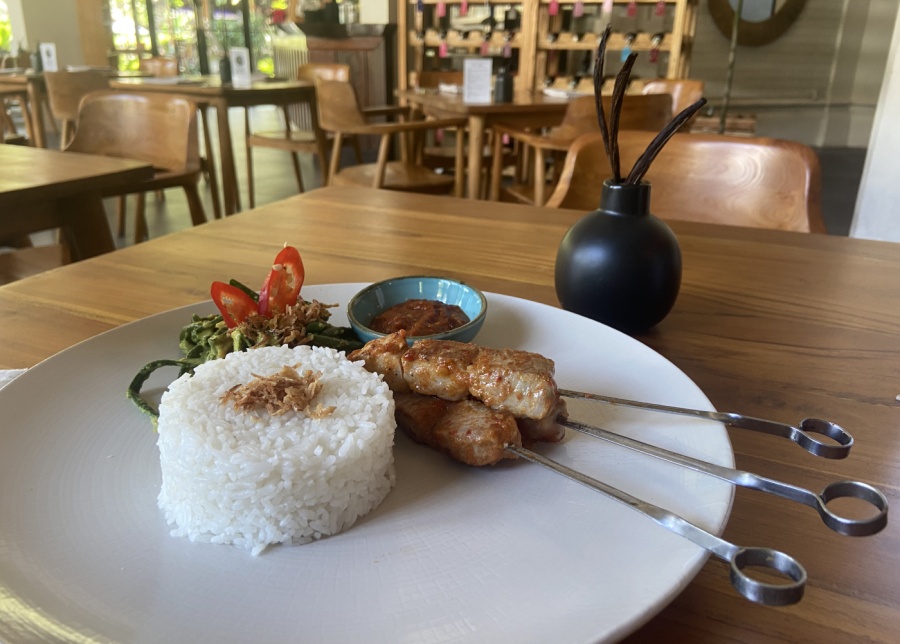 Tuna Satay for lunch at Oliver's Place, a restaurant in Sanur, Bali