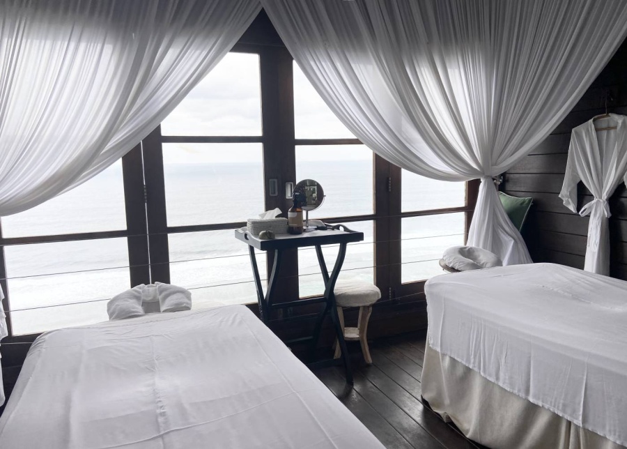 The cliffside massage room for two at Karma Spa in Uluwatu, Bali, Indonesia