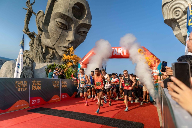 Nuanu Fun Run | Honeycombers