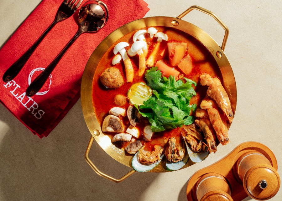 Tom Yum Soup at Flairs Ubud - a new Thai restaurant in Bali, Indonesia