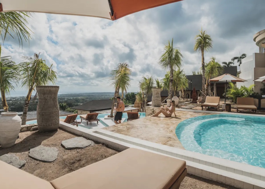 The infinity pool at Seascape Resort & Spa in Uluwatu, Bali - with views over the hilltop