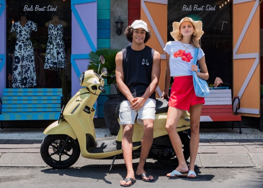 Exterior at Bali Boat Shed, women's and men's wear in Seminyak - fashion gift idea