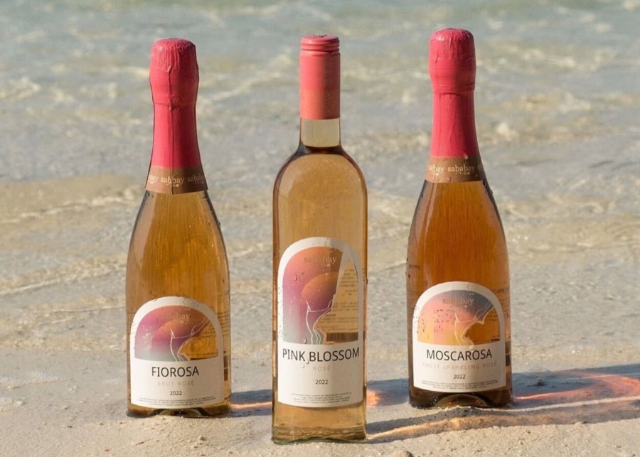 Rose collection from Sababay Winery for Christmas gifts from Bali, Indonesia