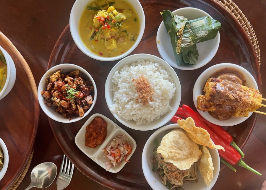 Nasi Campur at Art Cafe Bumbu Bali