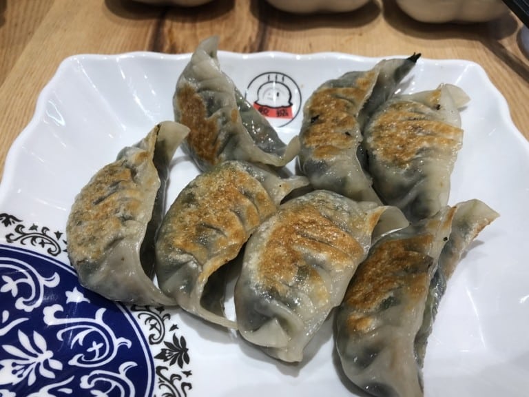 Vegetarian dumplings in Hong Kong Steamed or panfried?