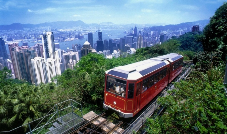 Experience these Hong Kong tourist attractions, from bustling street markets to quaint fishing villages