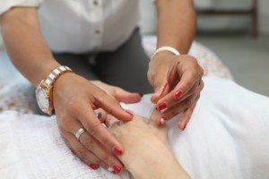 Looking for acupuncture clinics in Hong Kong to help relieve chronic pain? These spots can help