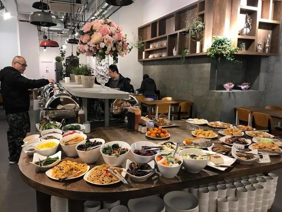 best dinner buffets in Hong Kong vegan buffet Ahimsa vegetarian restaurants in Mong Kok vegetarian restaurants in Hong Kong