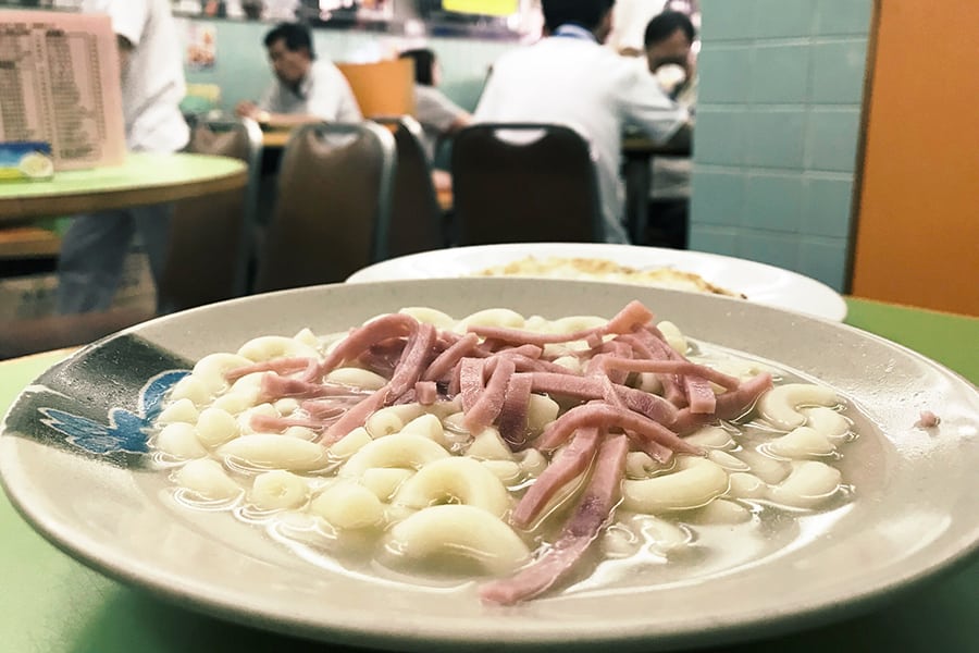 Hong Kong Breakfasts macaroni and ham