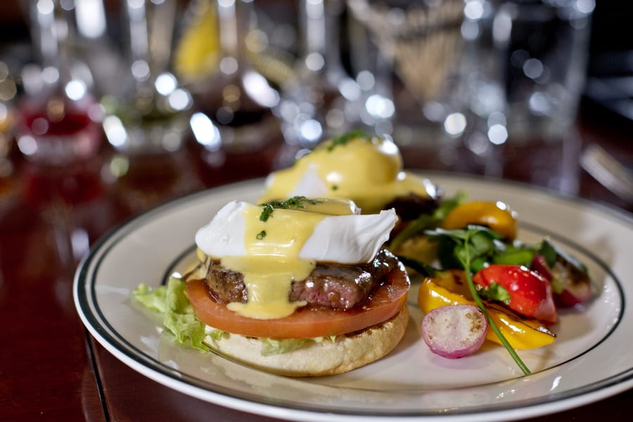 new brunches in Hong kong Wolfgang's STeakhouse eggs benedict