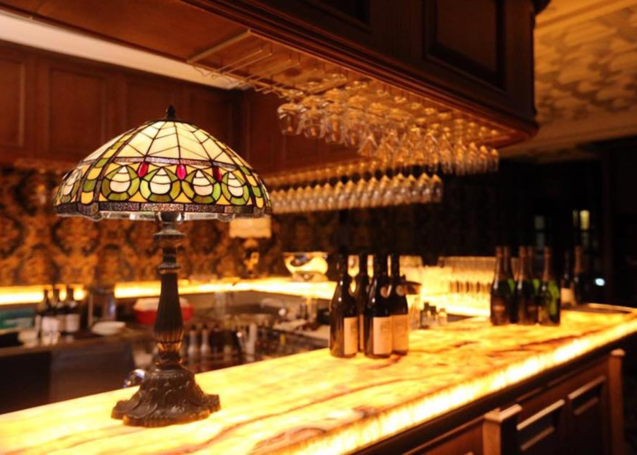 JUNON Wan Chai clubs bars restaurants live music venues